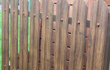 Возможная комплектация деревянного забора из штакетника